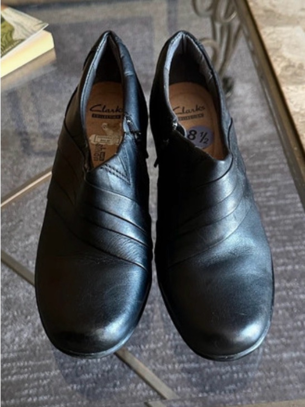 Clarks Collection women’s black leather shoes - 8.5
